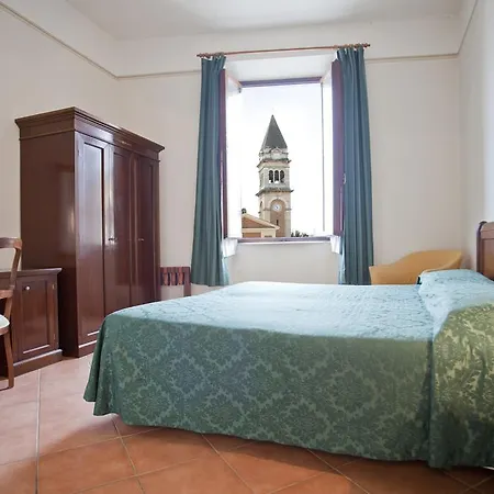 Hotell Stella 3*